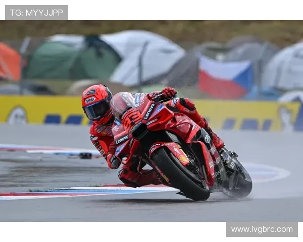 MotoGP赛季最新战报 争冠悬念升级 瓦莱乔复出引发车迷热议